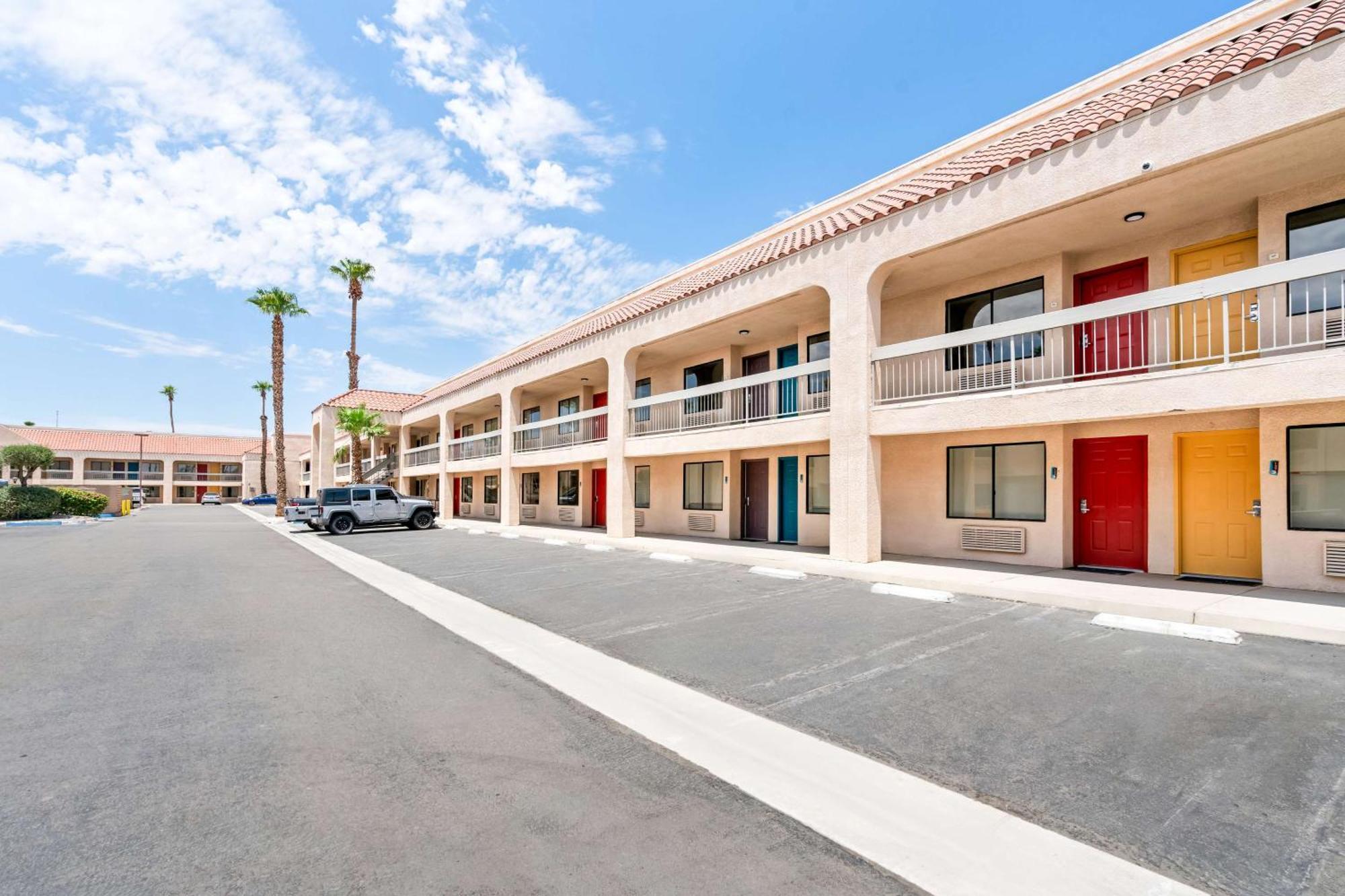 Signature Inn Indio I-10 Exterior photo